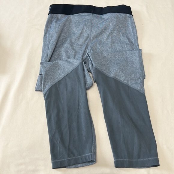 Women’s Grey Nike Pro Dri-Fit Workout Leggings Size Small - Picture 5 of 10